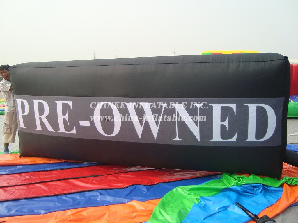 S4-192 Pre-Owned Advertising Inflatable