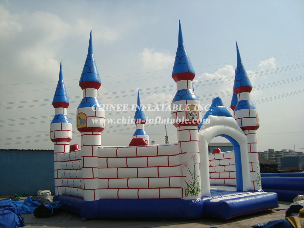 T5-151 Giant Inflatable Jumper Castle