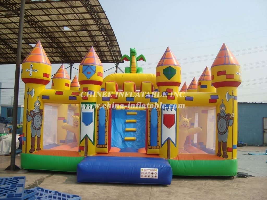 T6-325 Jungle Theme Inflatable Castles