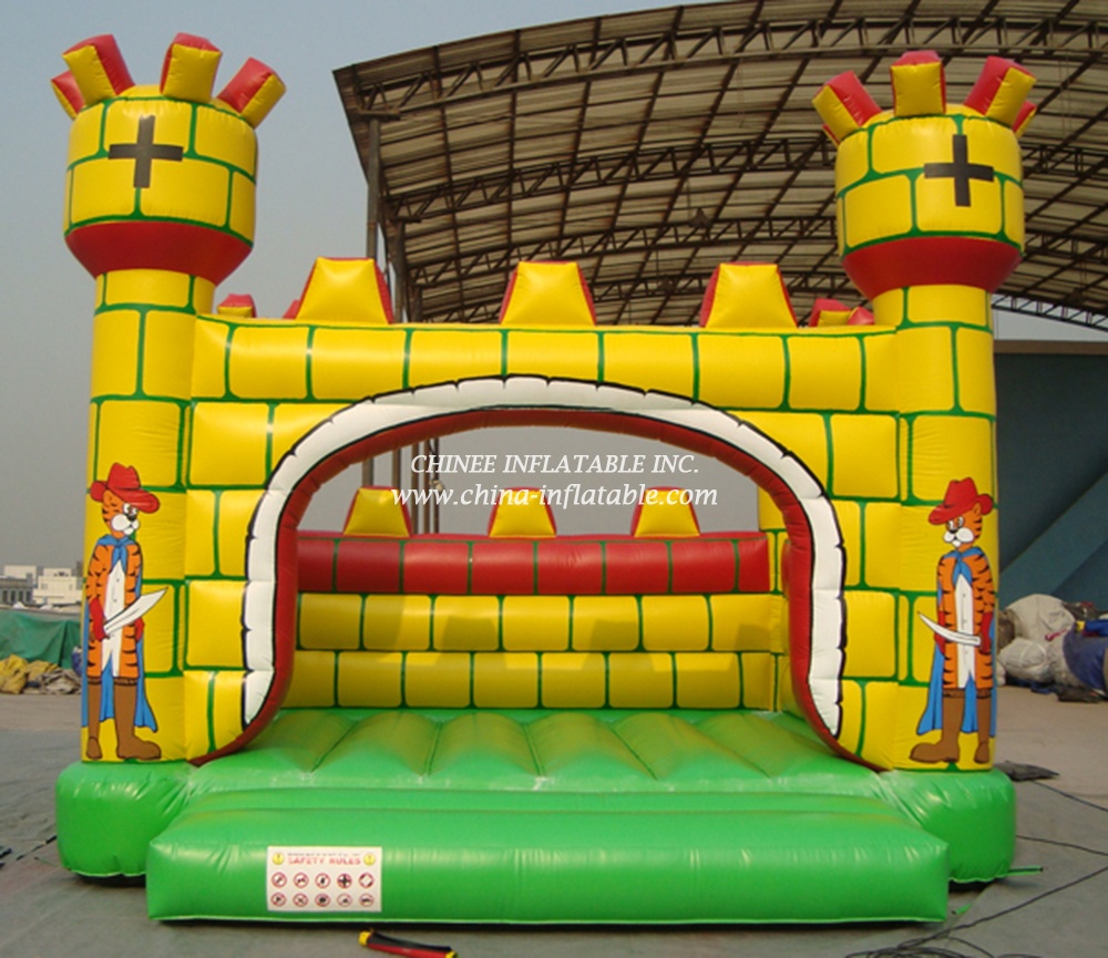 T5-254 Knight Inflatable Jumper Castle