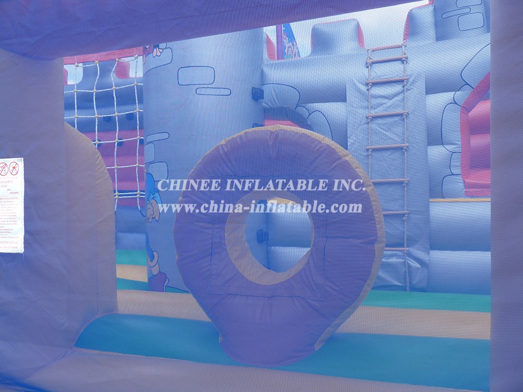 T6-703 Fort Apache Jeu Inflatable 15M