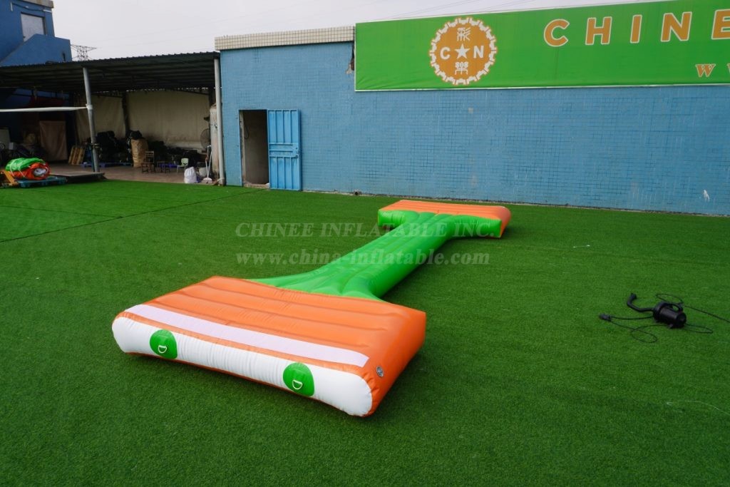 T10-222 Balance Beam Inflatable Water Sport Game