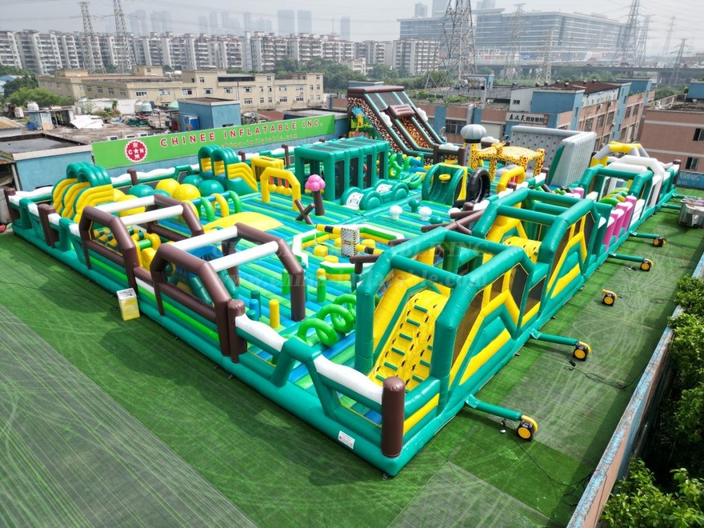 T6-801 768m² Inflatable Park