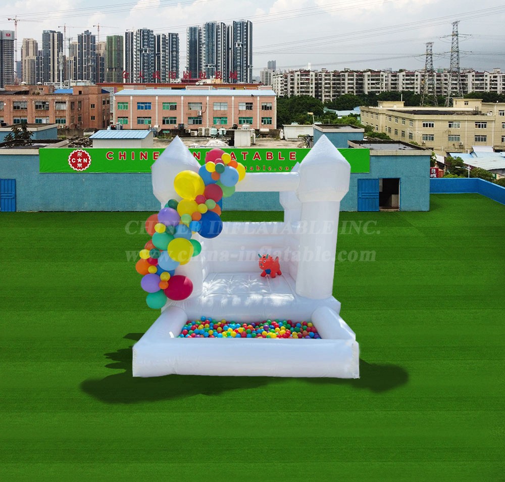 T2-3513 Wedding Castle Inflatable