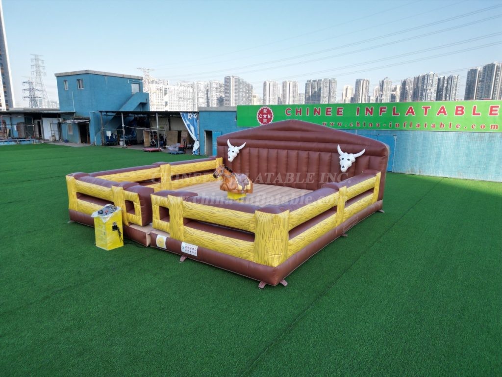 T11-3109 Wild West Mechanical Horse