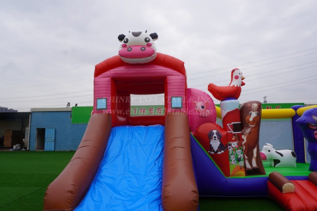 T2-4699 Farm Inflatable Combo