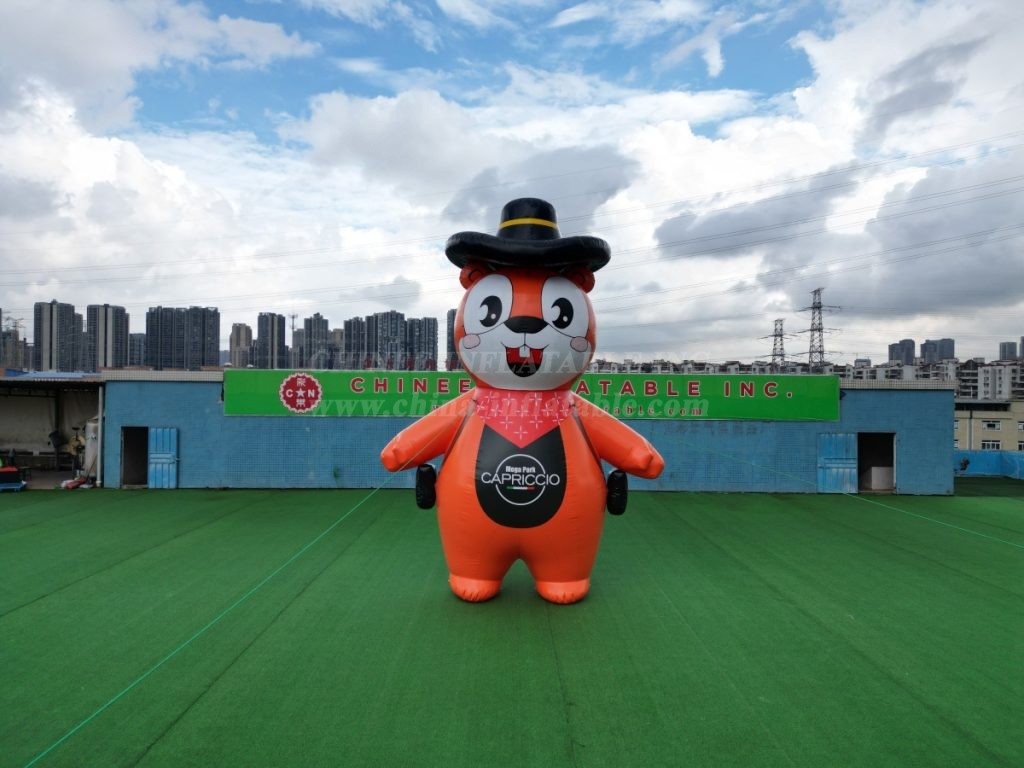 S4-670 Inflatable Squirrel Cartoon