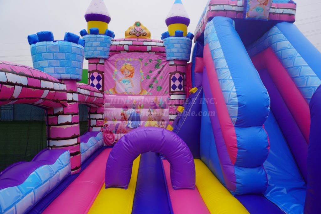 T6-2001 Princess-Themed Bouncy Castle