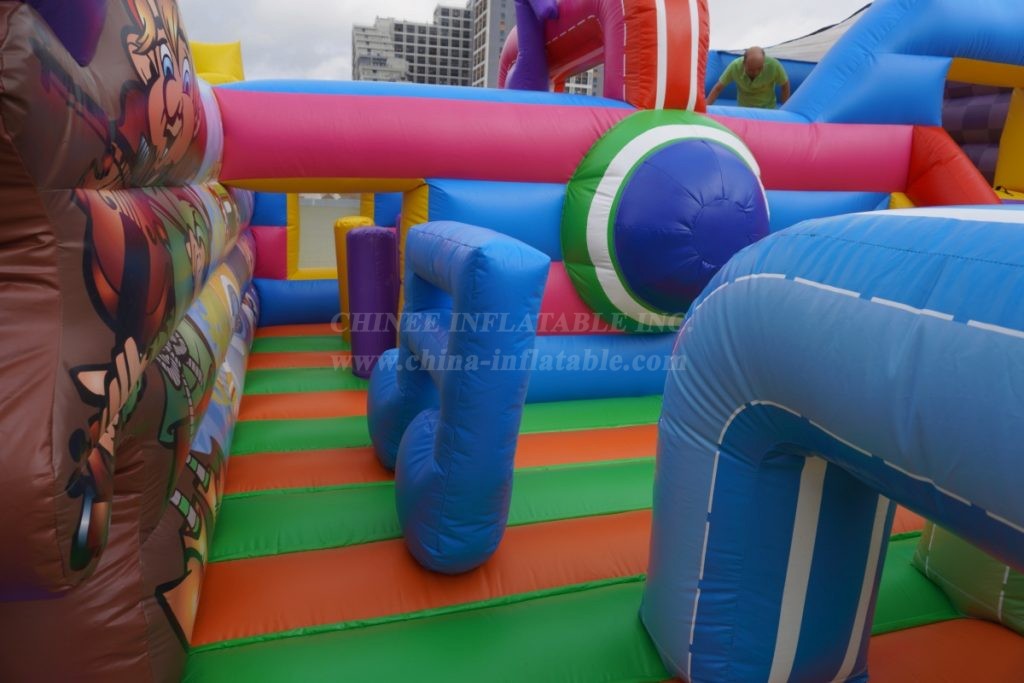 T6-479 Music Party Inflatable Park