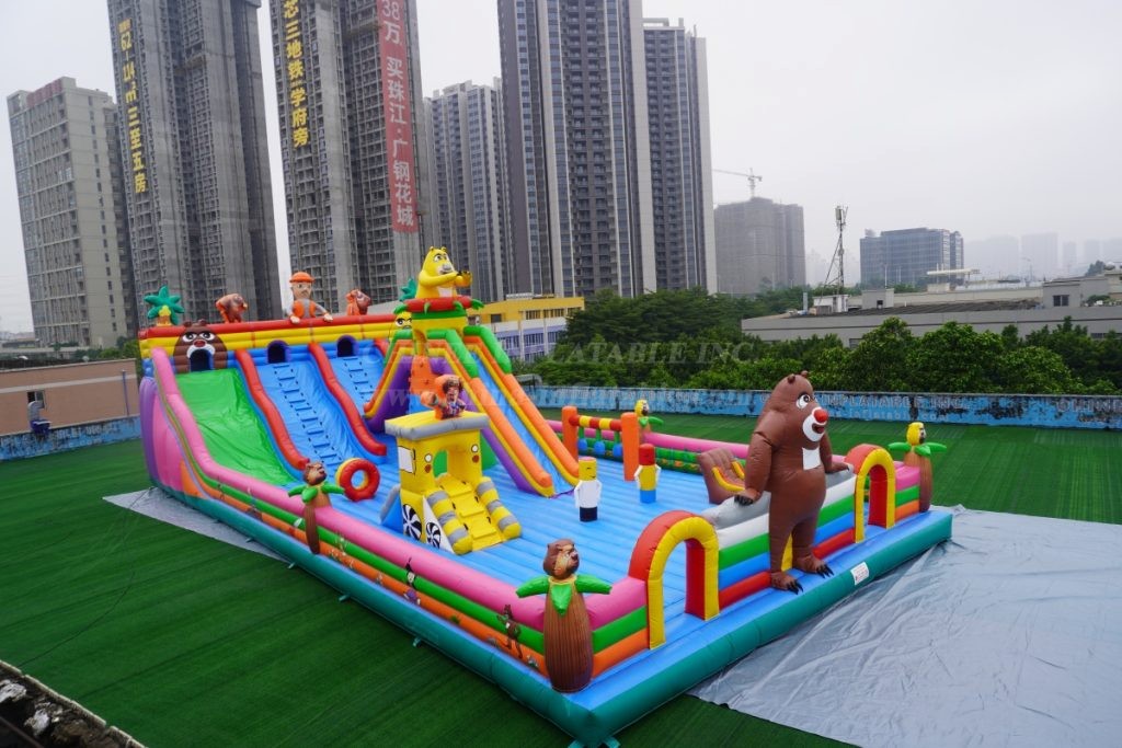 T6-805B Boonie Bears Theme Inflatable Park