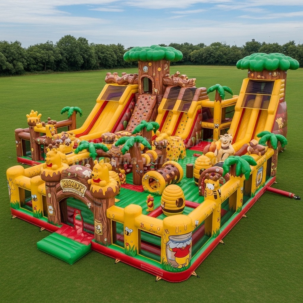T6-6655 Winnie the Pooh Theme Inflatable Funcity