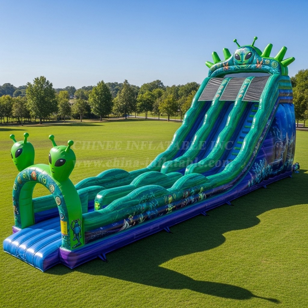 T8-8829 Alien Inflatable Slide