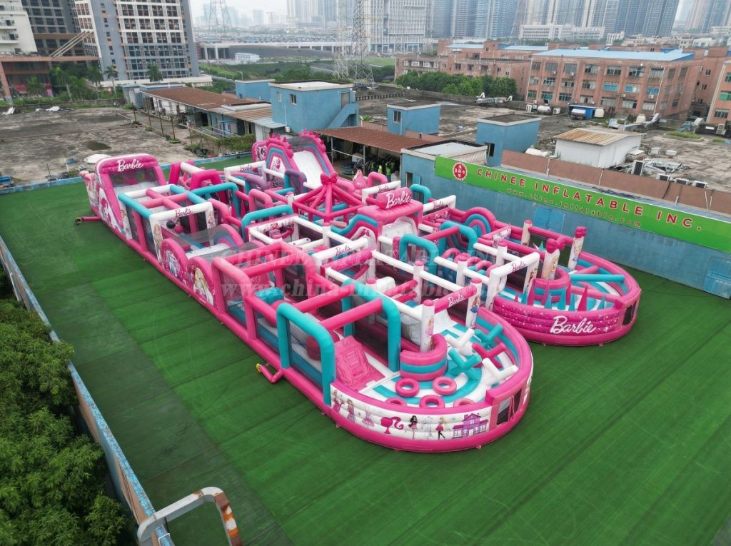 CR2-11 Barbie Theme Challenging Run Giant Inflatable Obstacle Courses