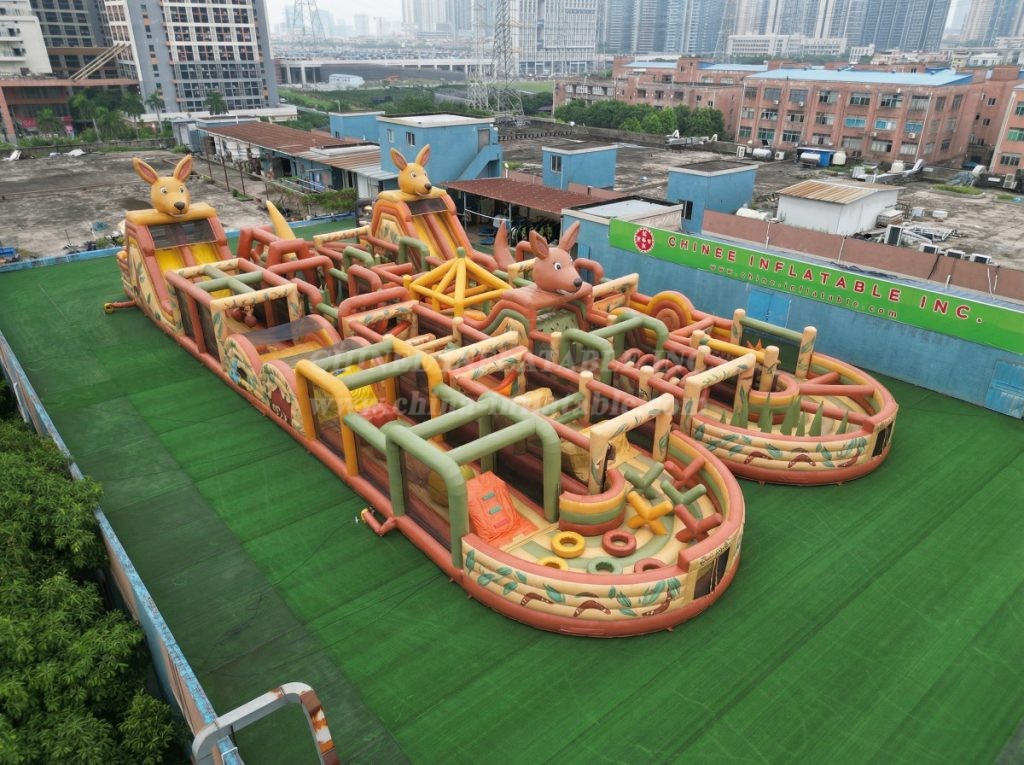 CR2-205 Kangaroo Theme Challenging Run Giant Inflatable Obstacle Courses