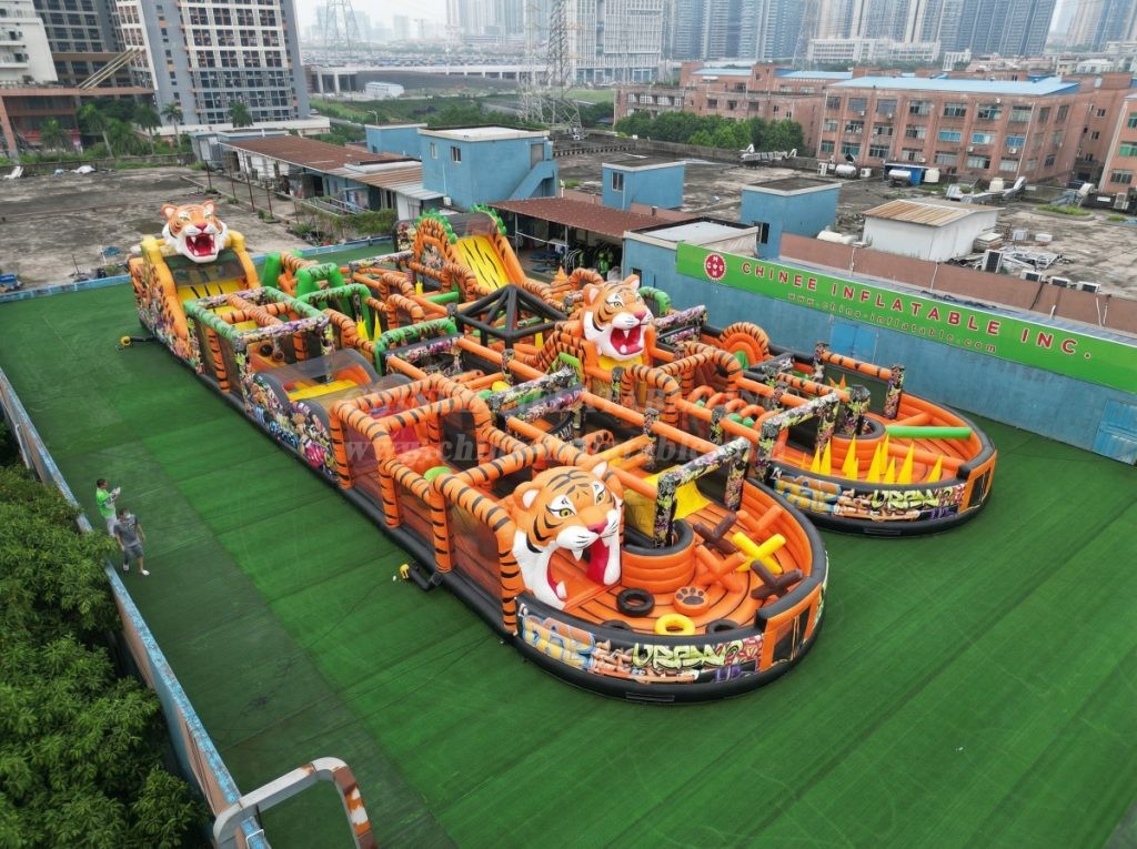 CR2-242 Tiger Theme Challenging Run Giant Inflatable Obstacle Courses