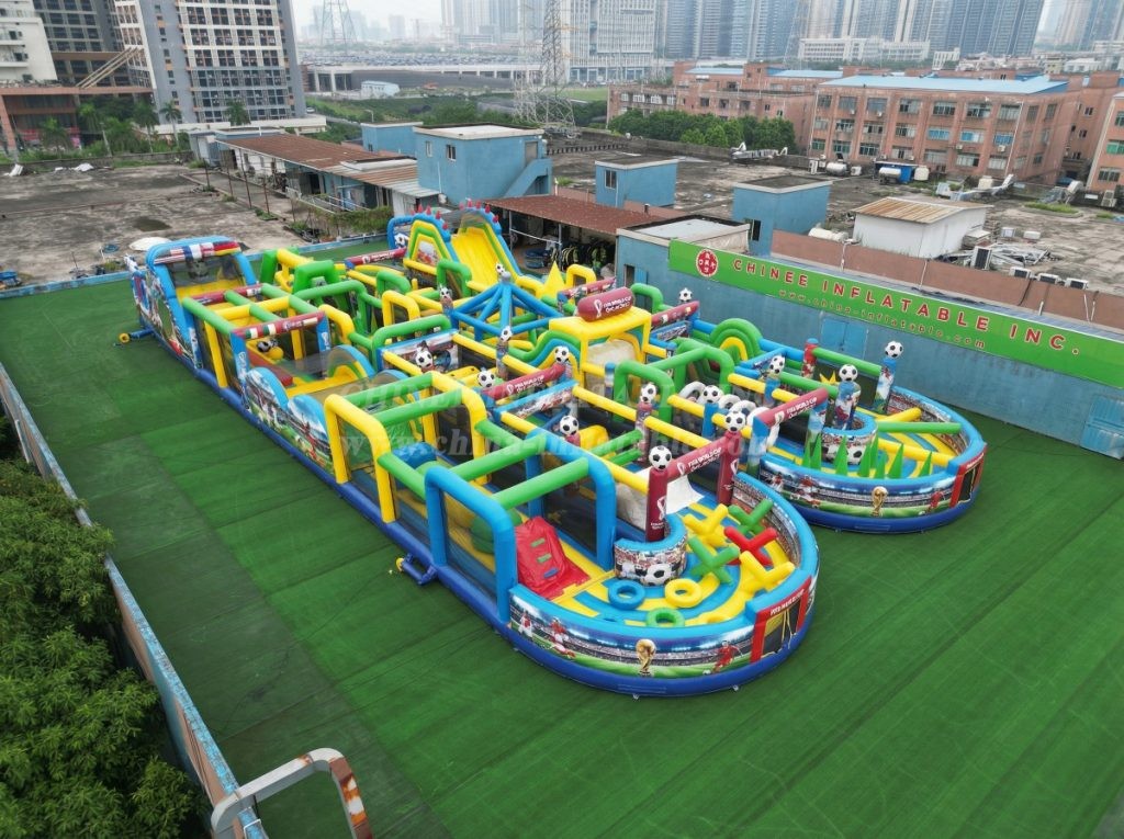CR2-254 World Cup Theme Challenging Run Giant Inflatable Obstacle Courses