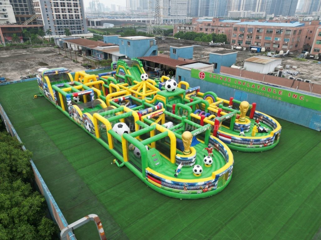 CR2-255 World Cup Theme Challenging Run Giant Inflatable Obstacle Courses