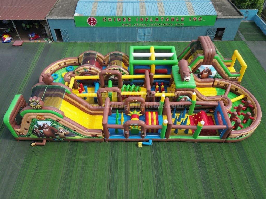 CR2-366 Boonie Bears Theme Challenging Run Giant Inflatable Obstacle Courses