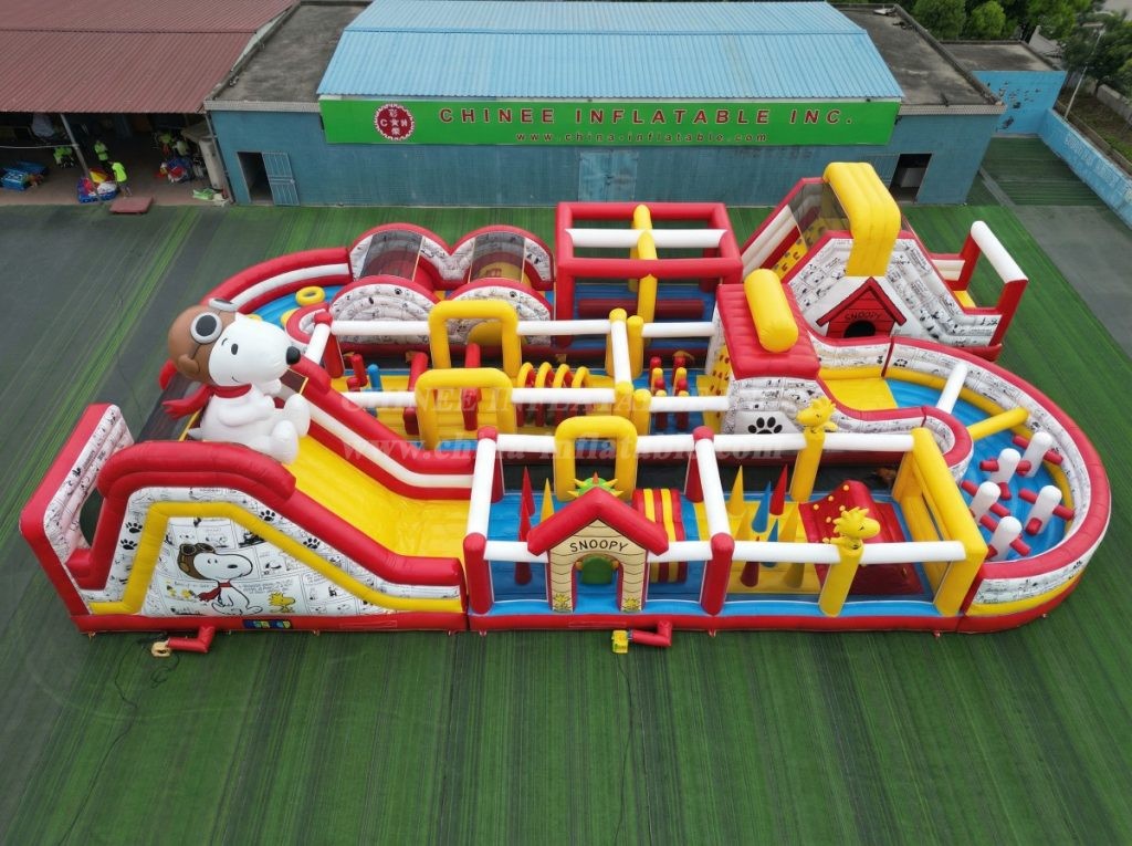 CR2-435 Snoopy Theme Challenging Run Giant Inflatable Obstacle Courses