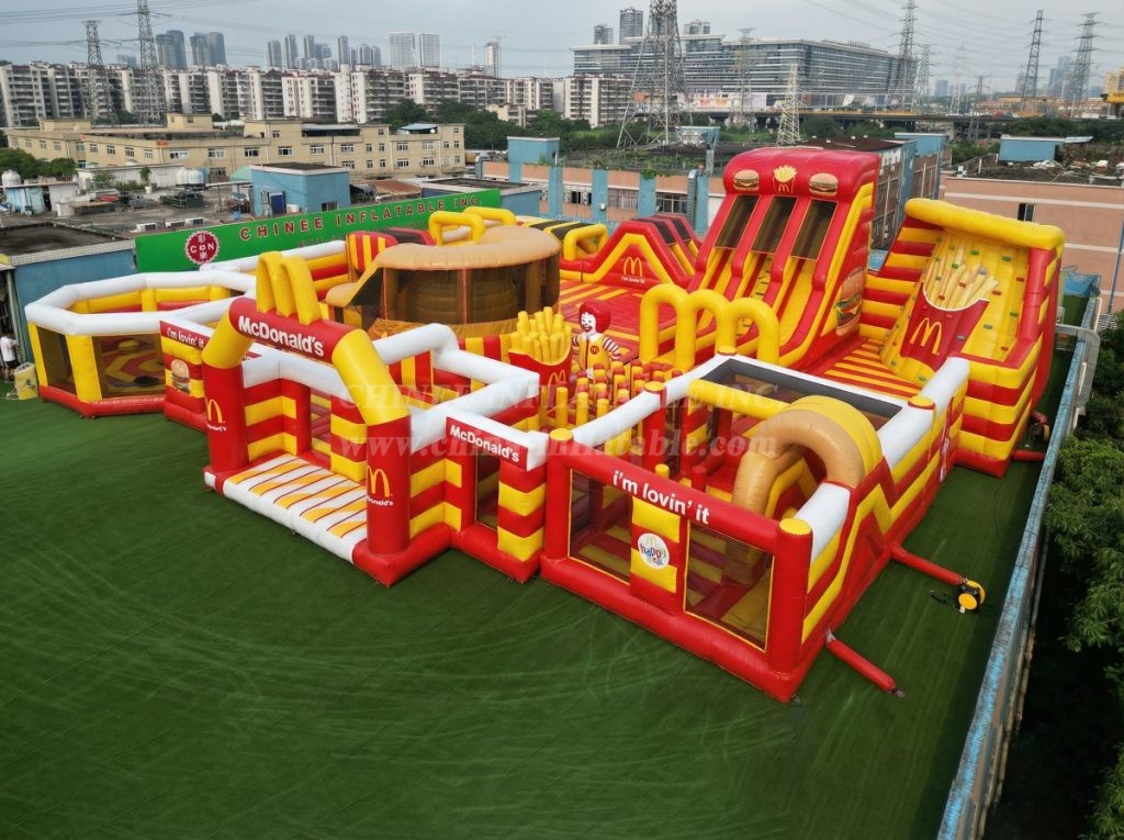 GF3-182 McDonald Theme Inflatable Park