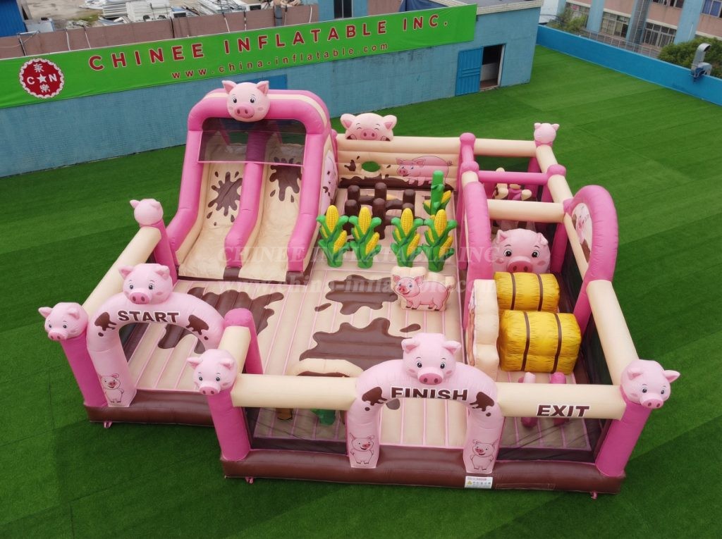 GF3-378 Pig Theme Inflatable Park