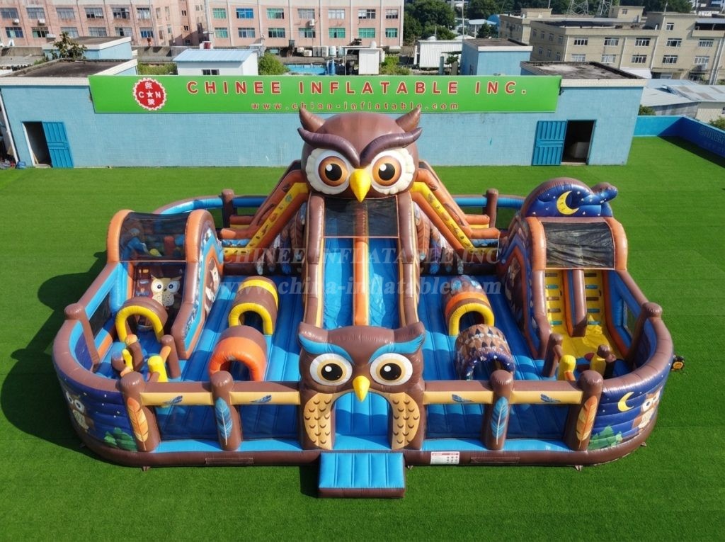 GF3-550 Owl Theme Inflatable Park