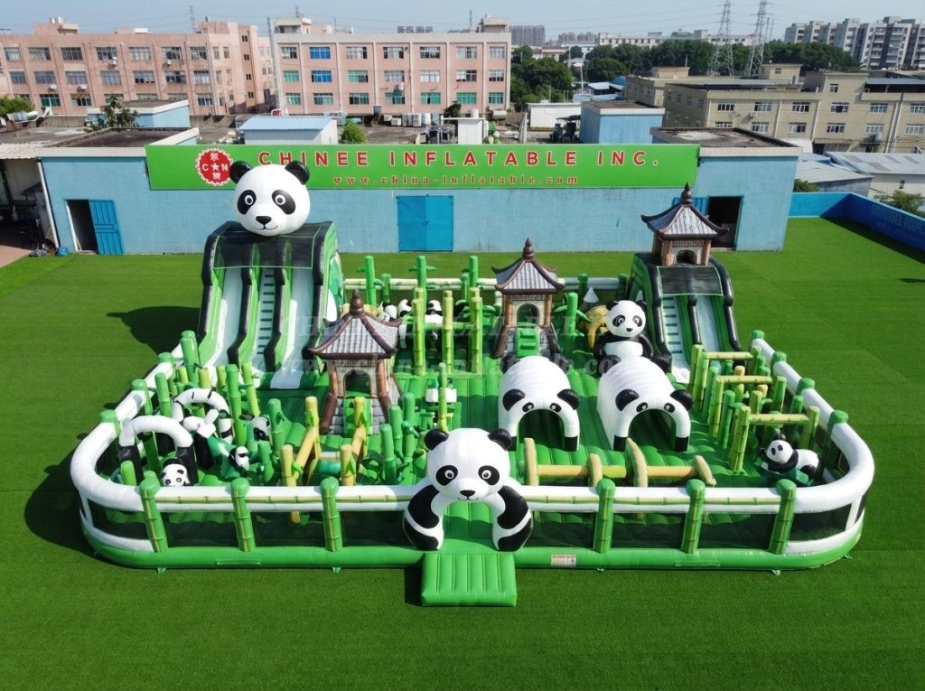 GF3-551 Panda Theme Inflatable Park