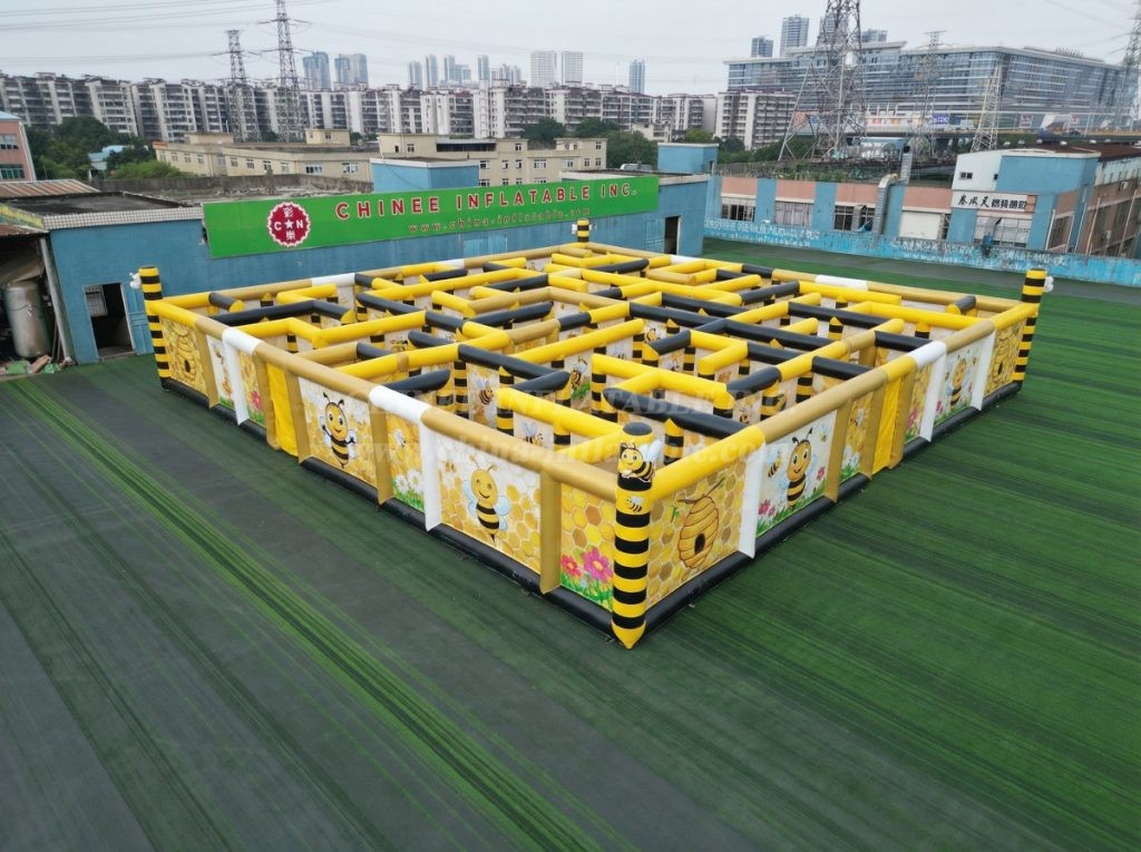 MAZE1-14 Bee Theme Inflatable Maze