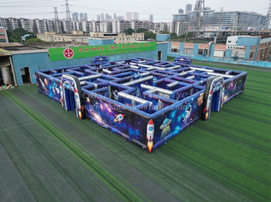 MAZE1-142 Space Theme Inflatable Maze