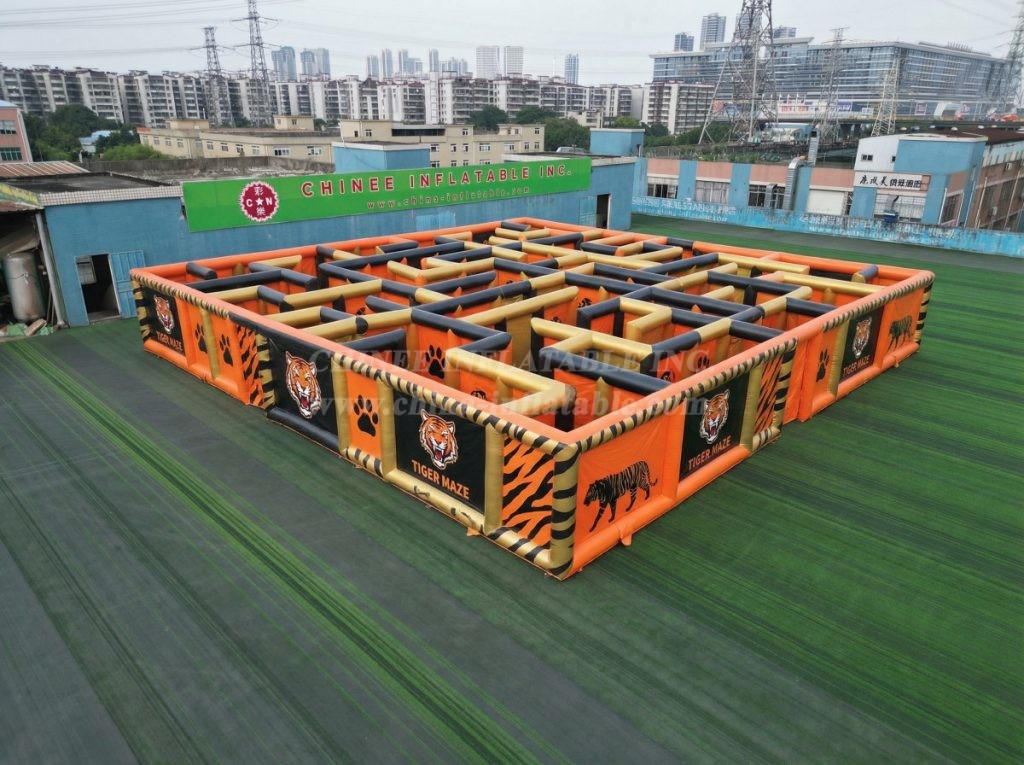 MAZE1-162 Tiger Theme Inflatable Maze