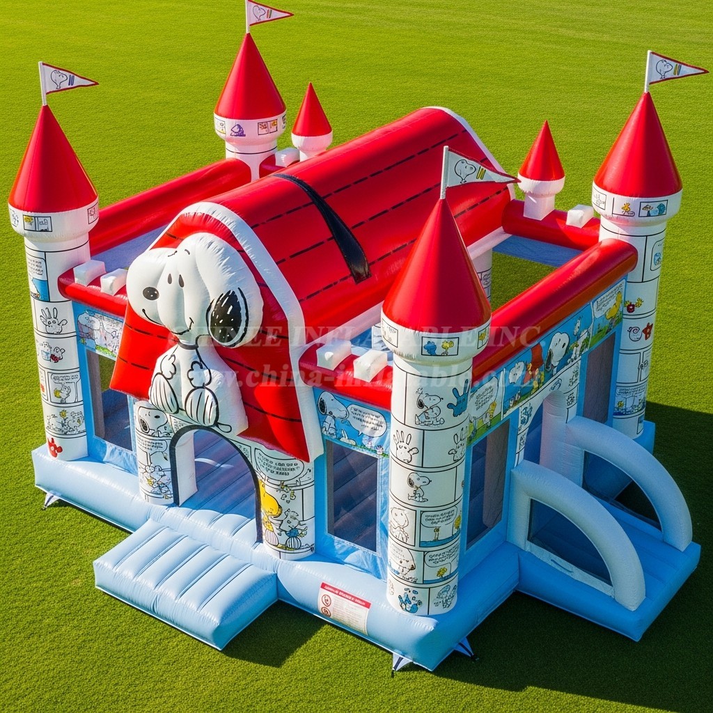T5-2454 Snoopy Theme Inflatable Castles