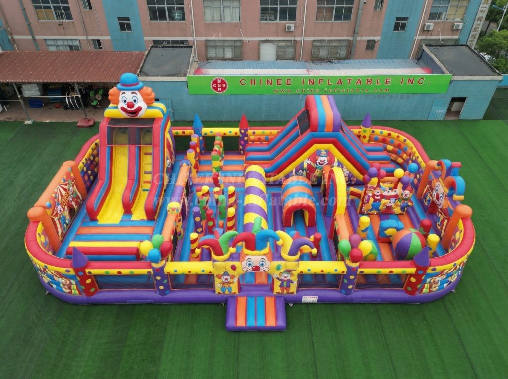 GF3-579 Clown Theme Inflatable Park