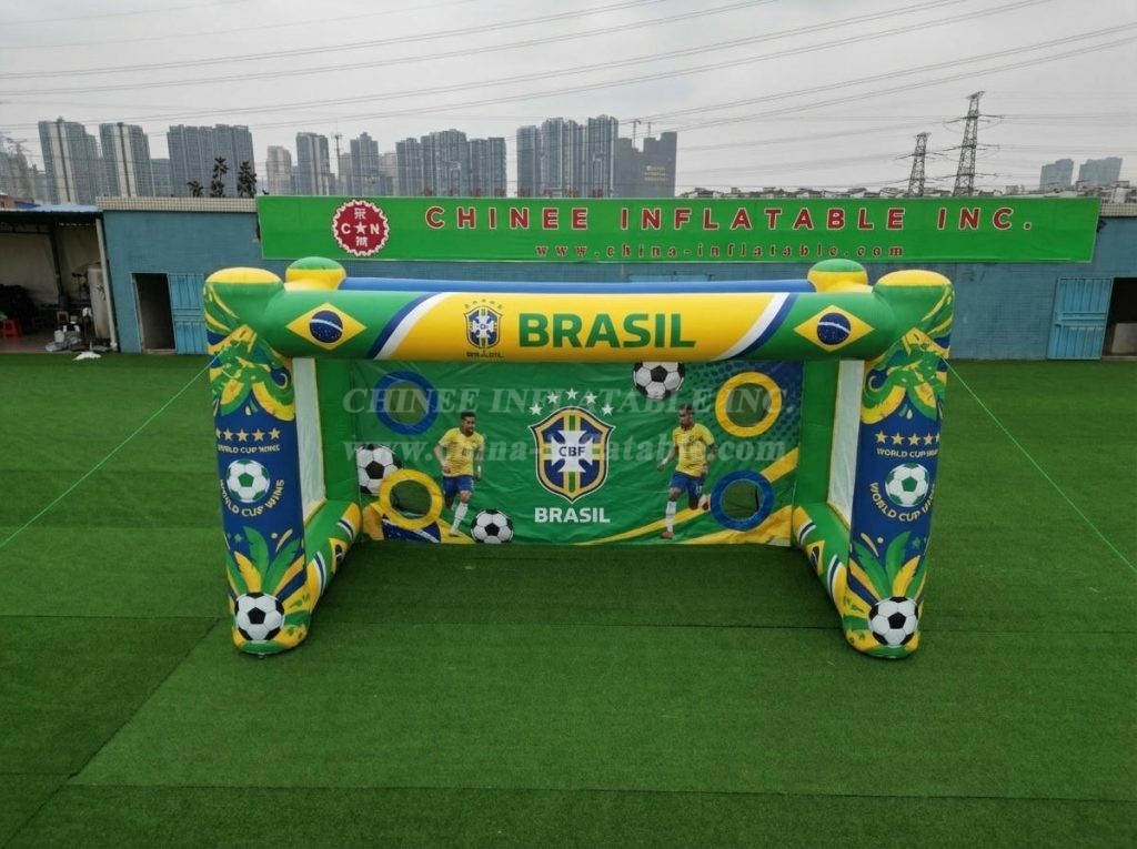 T11-7089 Brazil National Team Theme Inflatable Football Shoot Out Game