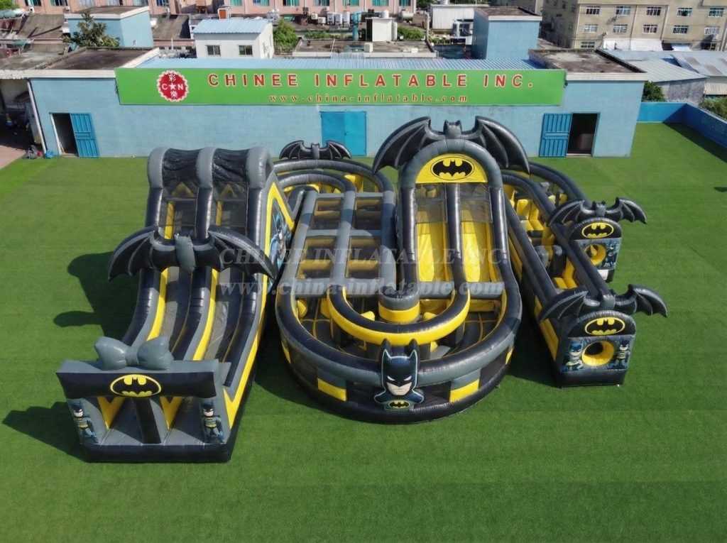 CR2-781 Batman Theme Giant Inflatable Obstacle Courses Challenging Run