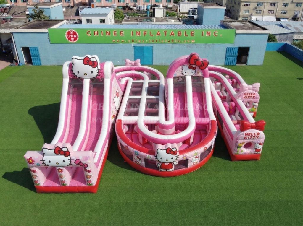 CR2-800 Hello Kitty Theme Giant Inflatable Obstacle Courses Challenging Run