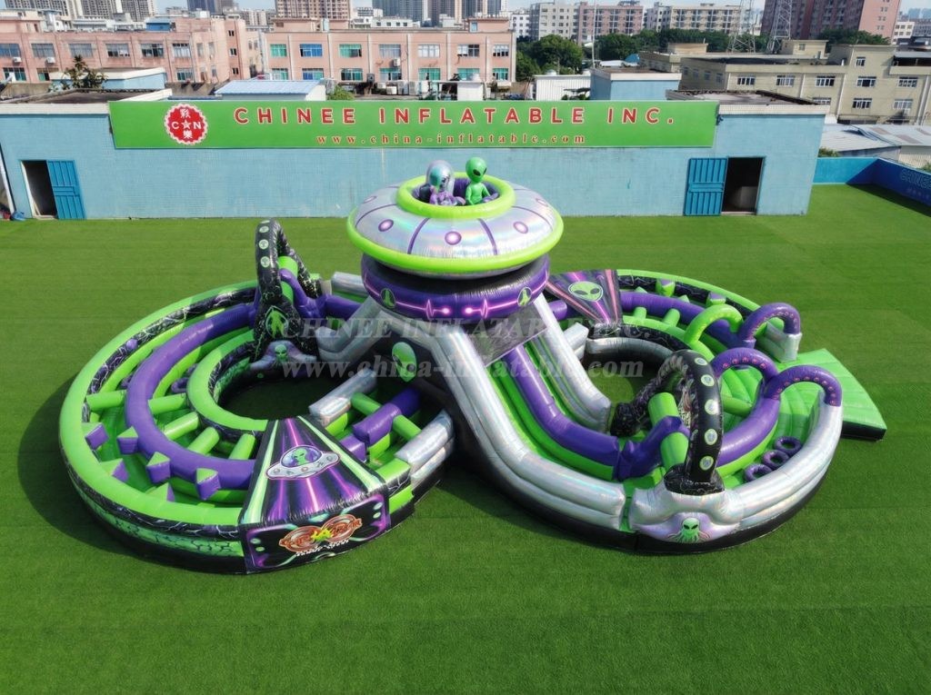 CR2-986 Alien Theme Ginat Inflatable Obstacle Courses Challenging Run