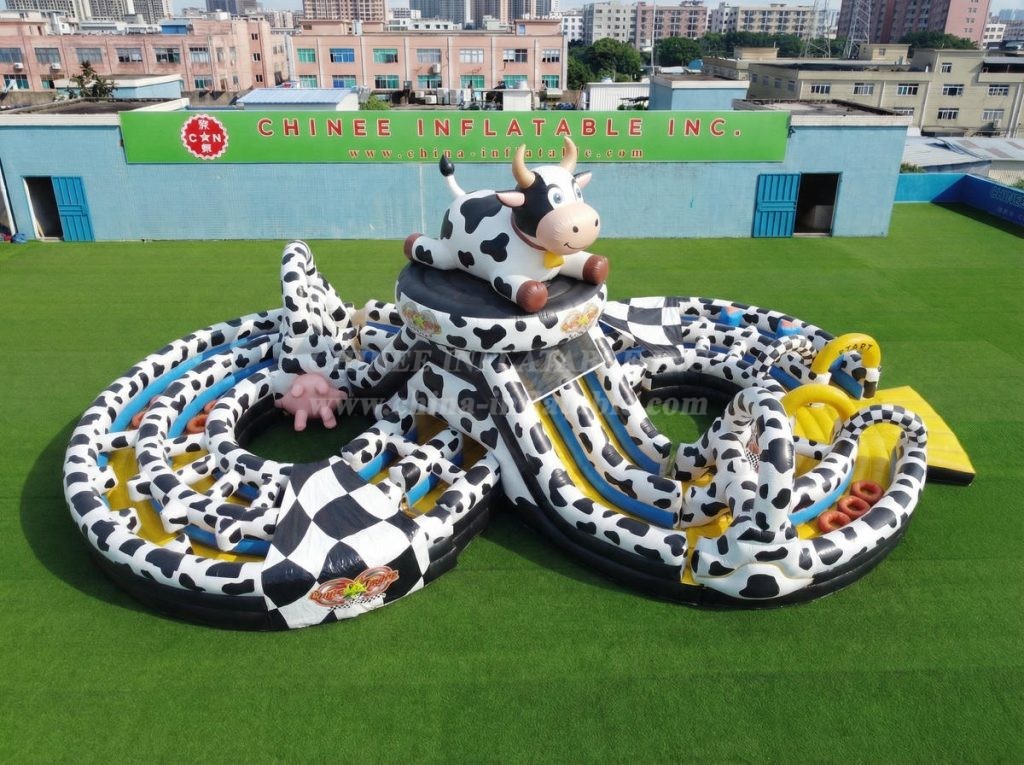 CR2-987 Cow Theme Ginat Inflatable Obstacle Courses Challenging Run