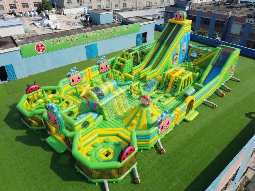 GF3-1062 Cocomelon Theme Inflatable Park