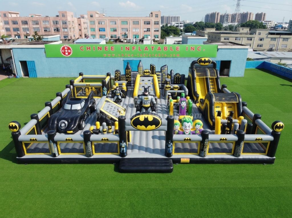 GF3-1307 Batman Theme Inflatable Park