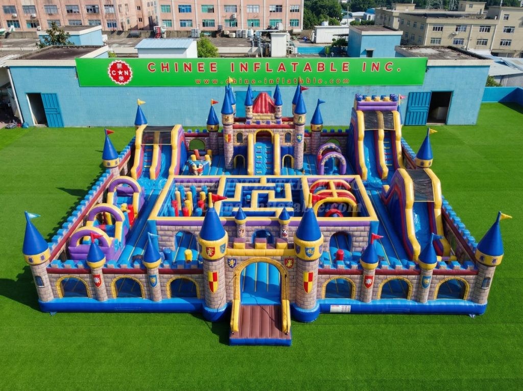GF3-1317 Castle Kingdom Theme Inflatable Park