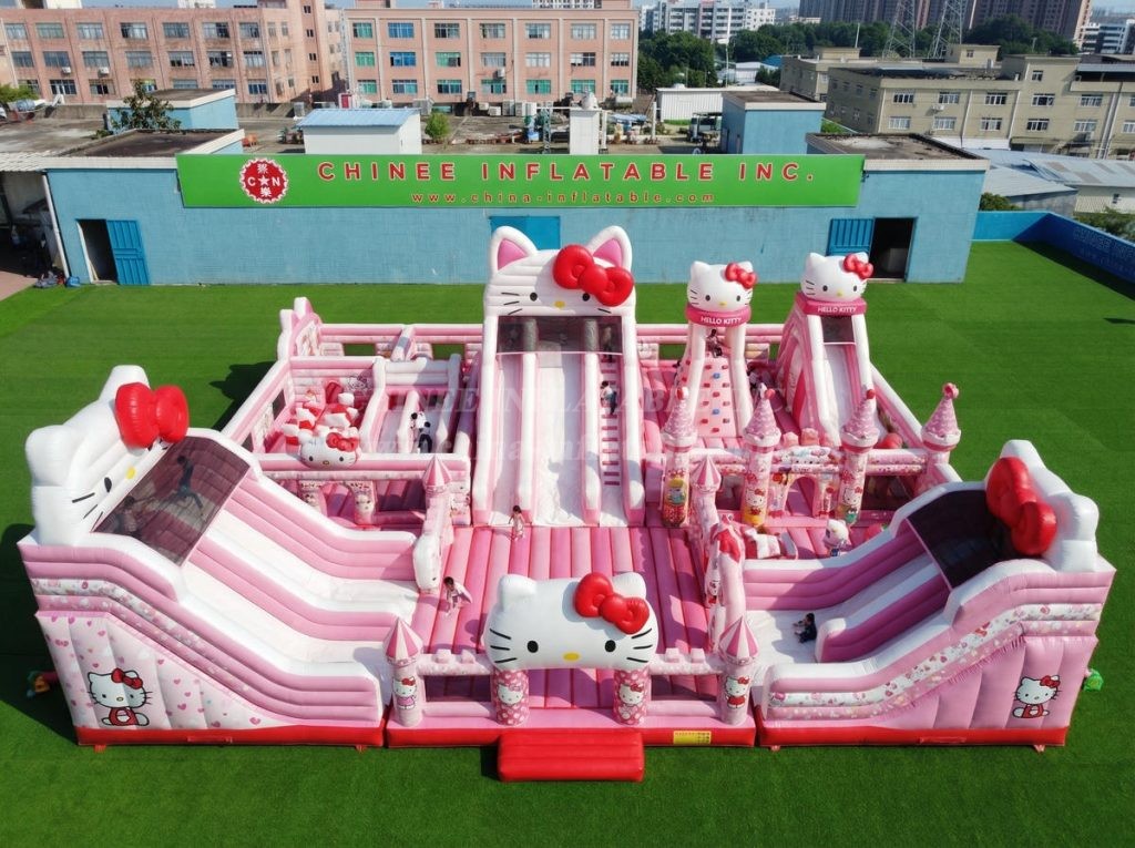 GF3-1344 Hello Kitty Theme Inflatable Park