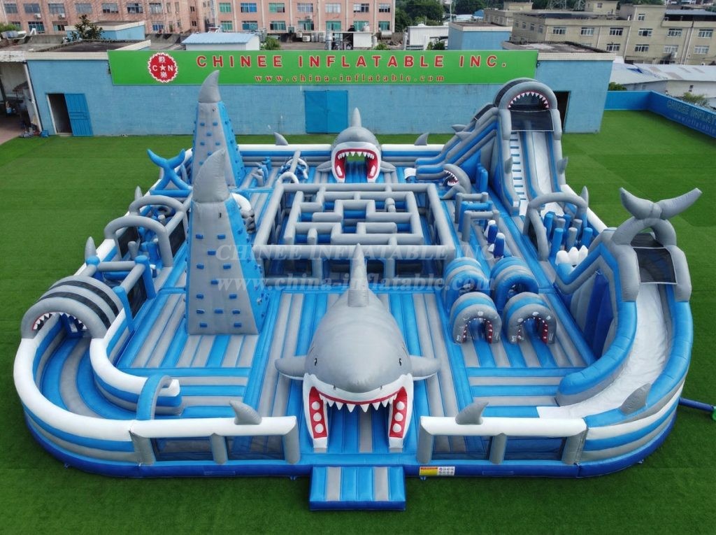 GF3-1393 Shark Theme Inflatable Park