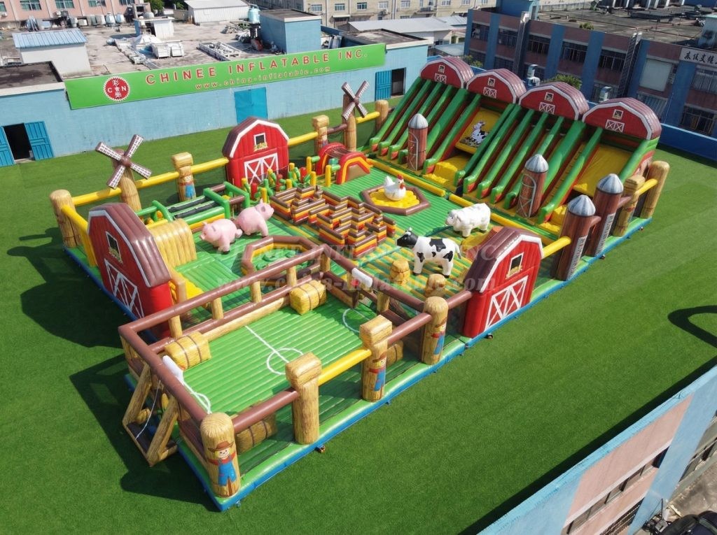 GF3-660 Farm Theme Giant Inflatable Park