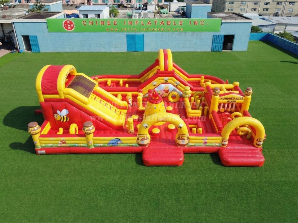 GF3-833 Winnie The Pooh Theme Inflatable Playground