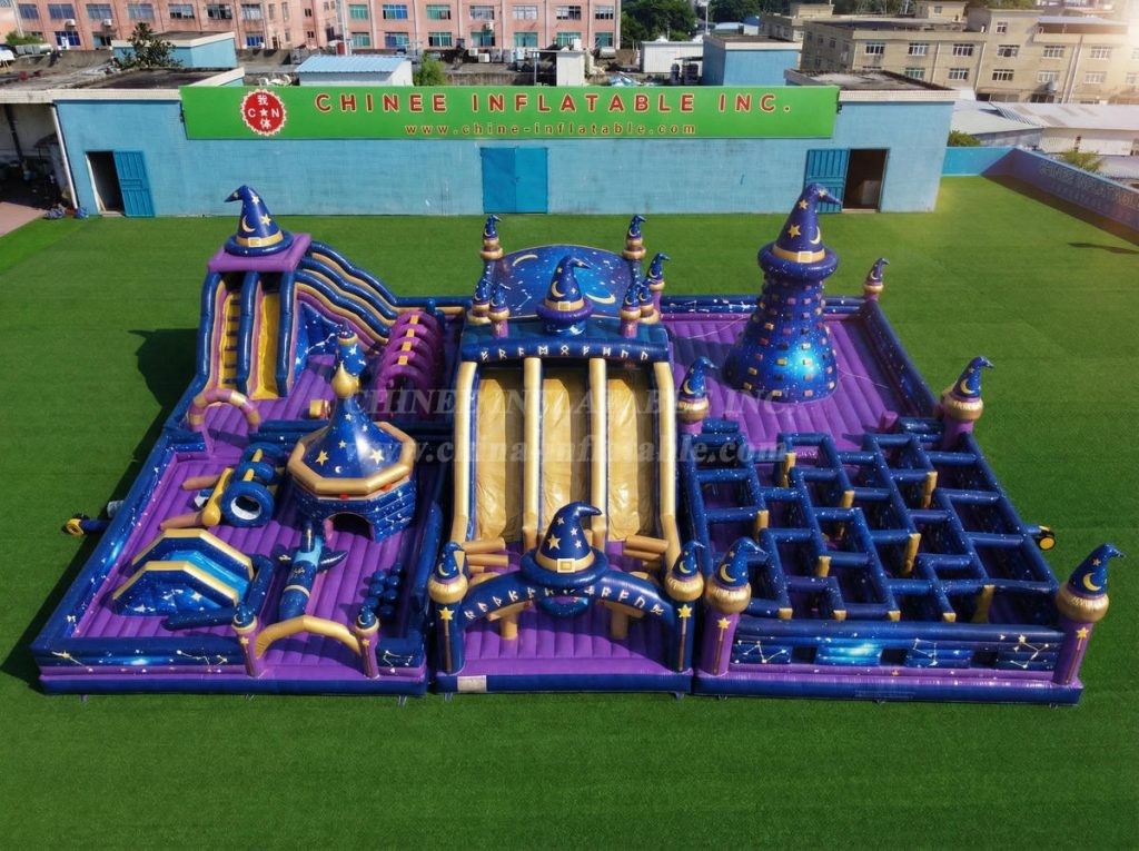 GF3-935 Wizard Theme Inflatable Park