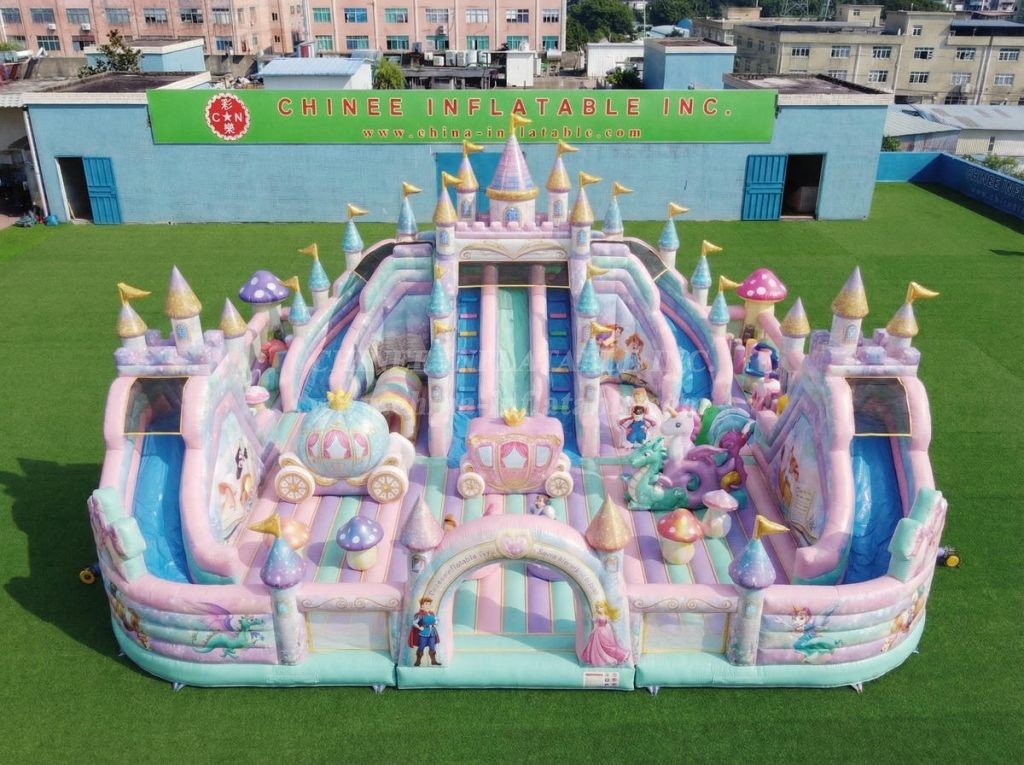 GF3-950 Fairy Tale Theme Inflatable Playground