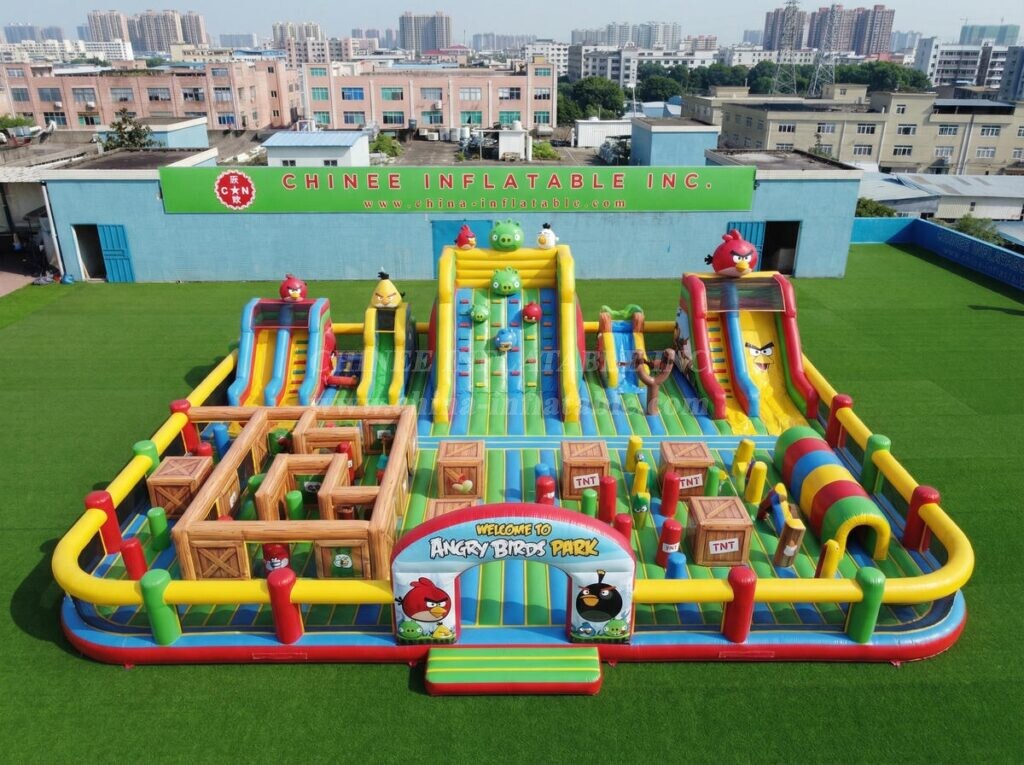 GF3-1425 Angry Birds Theme Inflatable Playground