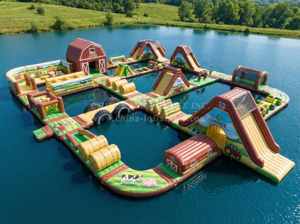 S633 Farm Theme Inflatable Water Park