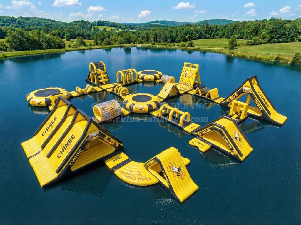 S760 Bee Theme Inflatable Water Park